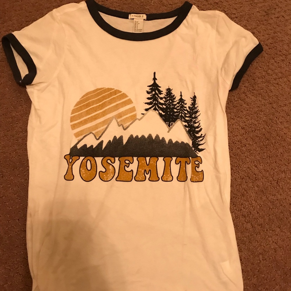 Forever 21 Yosemite t-shirt❤️